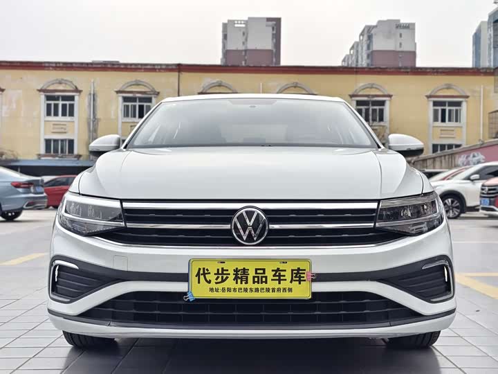 Фото 2 - Volkswagen Bora