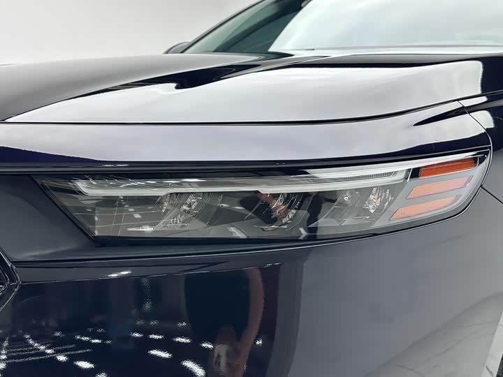 Фото 3 - Honda Accord