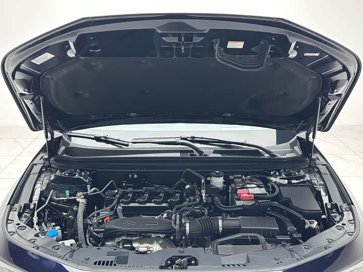 Фото 4 - Honda Accord