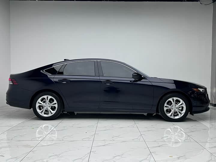 Фото 5 - Honda Accord