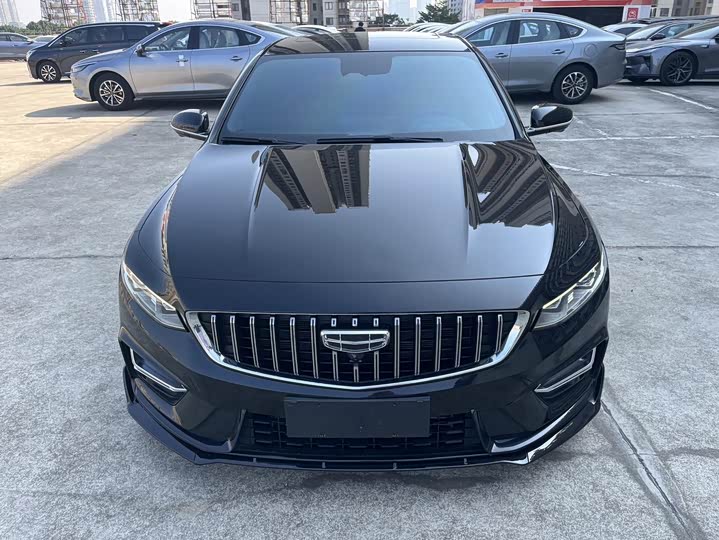 Фото 2 - Geely Preface