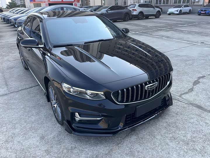 Фото 3 - Geely Preface