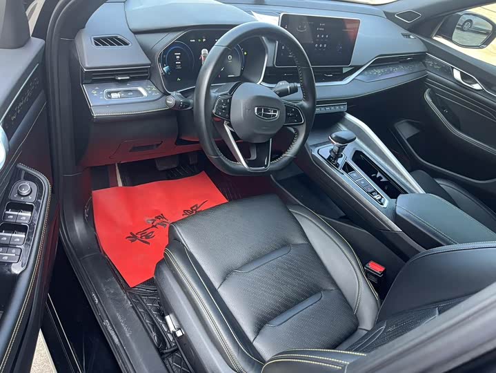 Фото 7 - Geely Preface