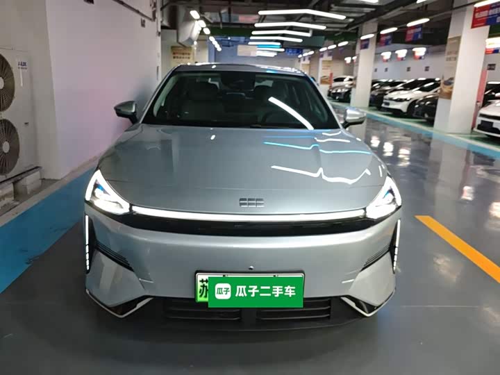 Фото 3 - Geely Galaxy L6