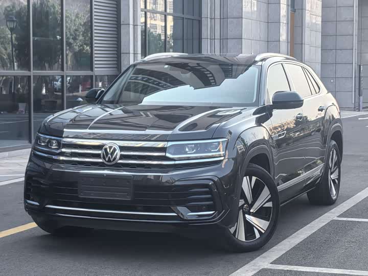 Фото 1 - Volkswagen Teramont X