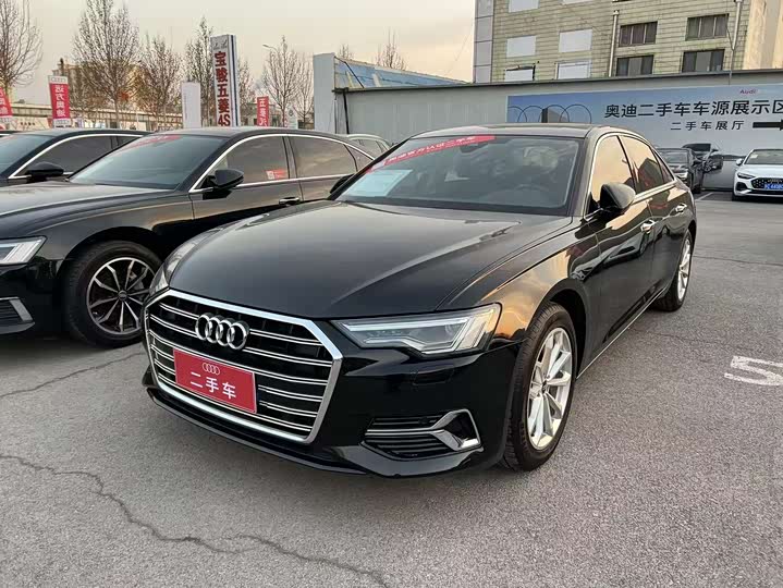 Фото 1 - Audi A6L