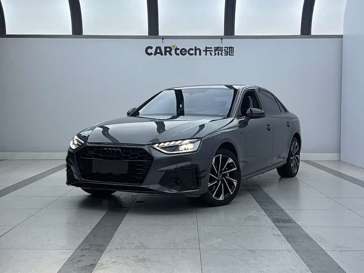 Фото 1 - Audi A4L