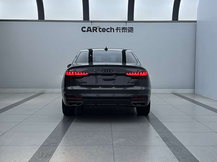 Фото 3 - Audi A4L