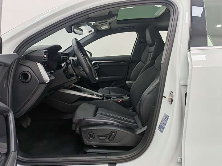 Фото 7 - Audi A3