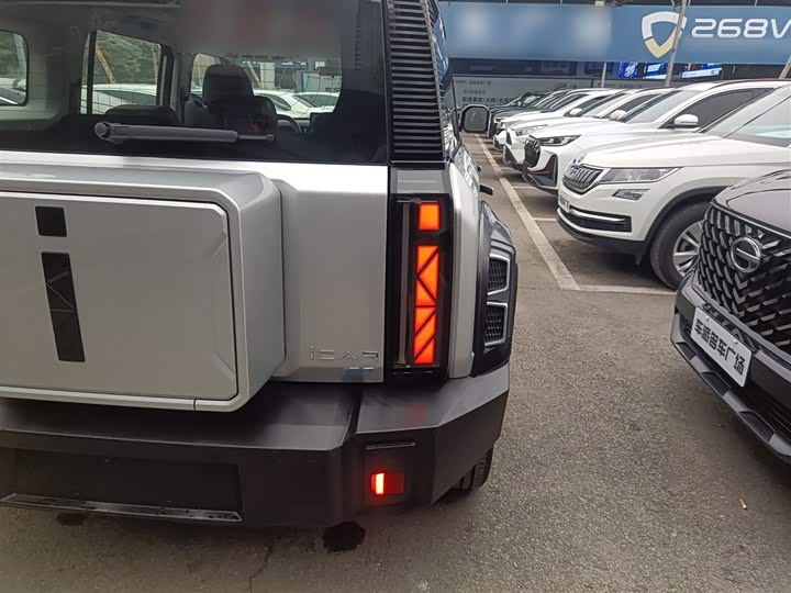 Фото 8 - Chery iCar 03