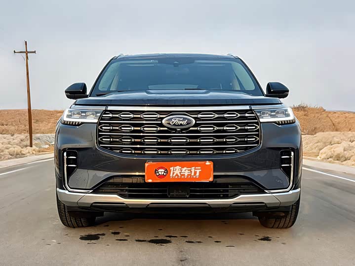 Фото 2 - Ford Explorer