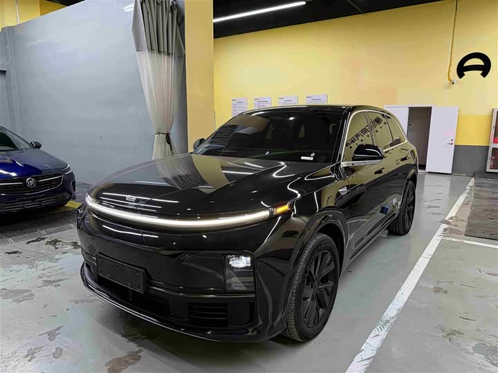 Фото 1 - LiXiang L7