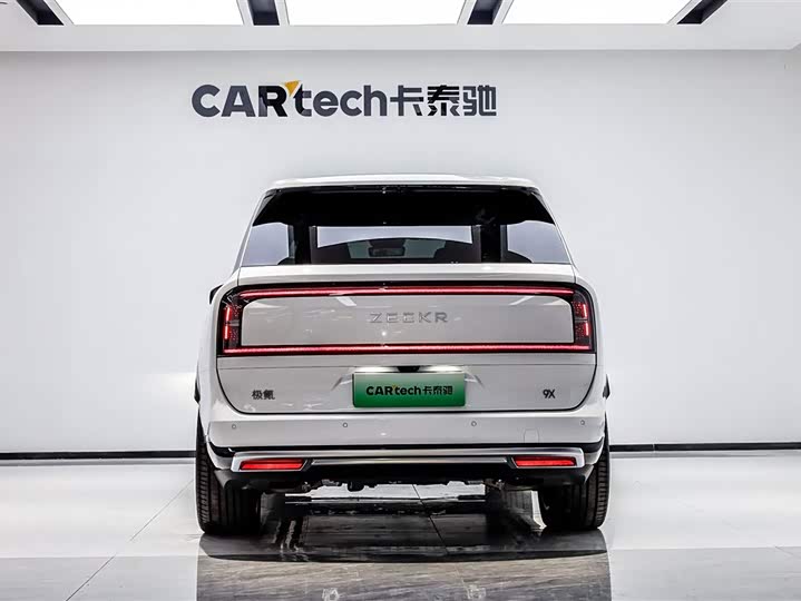 Фото 5 - Zeekr 9X