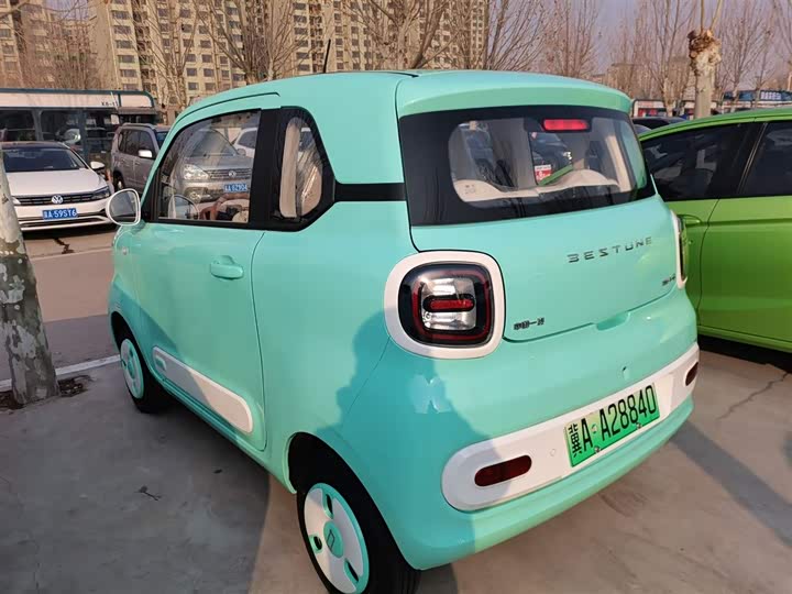 Фото 5 - Bestune Pony