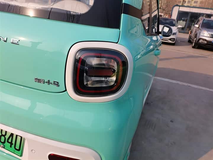 Фото 8 - Bestune Pony