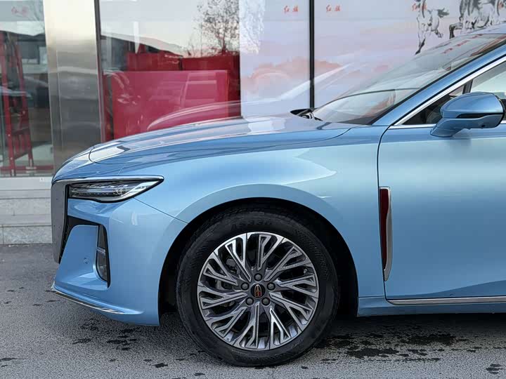 Фото 3 - Hongqi H5