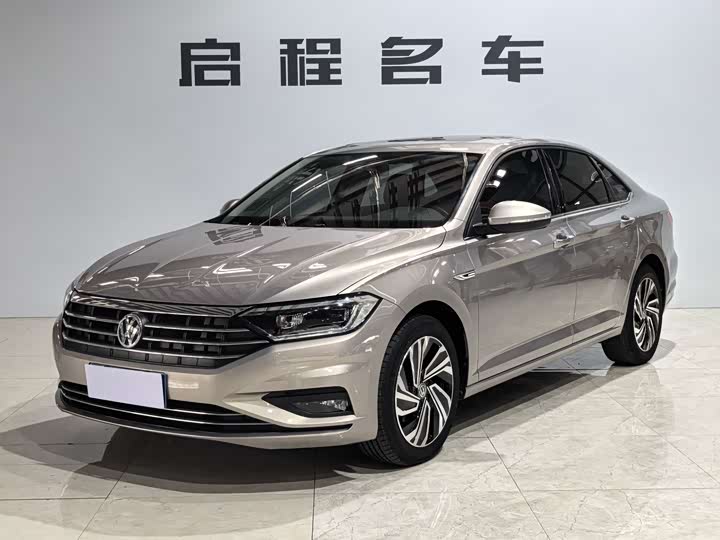 Фото 1 - Volkswagen Sagitar L