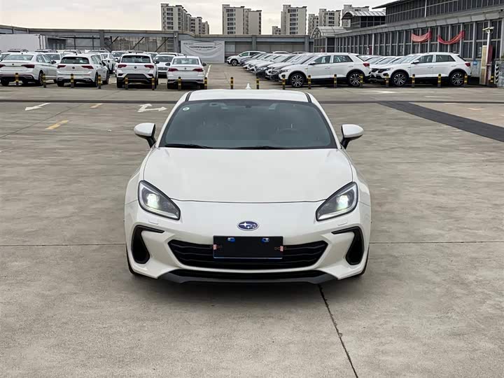 Фото 4 - Subaru BRZ