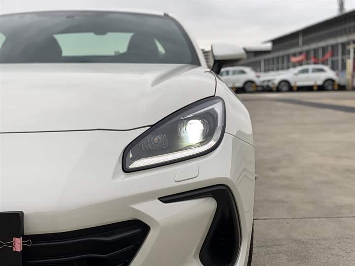 Фото 6 - Subaru BRZ