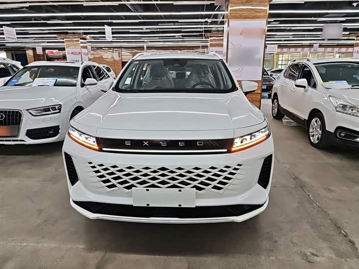 Фото 3 - Exeed LX C-DM Hybrid