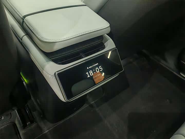 Фото 8 - Nio ES6