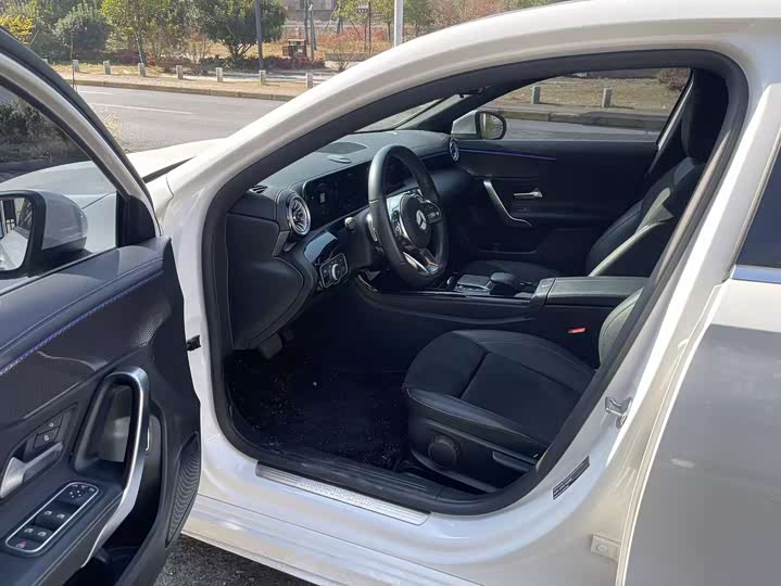 Фото 3 - Mercedes-Benz A-Class