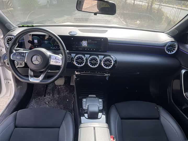 Фото 5 - Mercedes-Benz A-Class