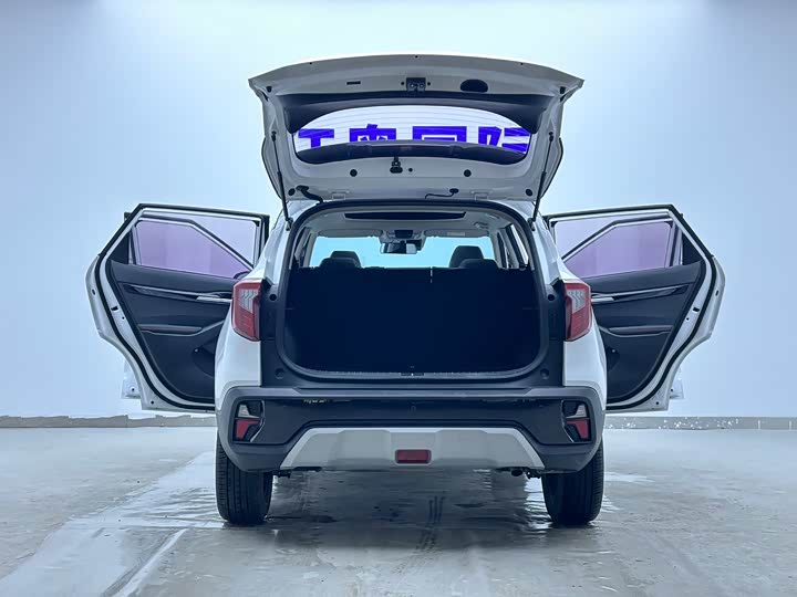 Фото 7 - Kia Seltos