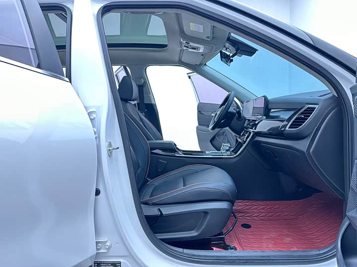 Фото 9 - Kia Seltos