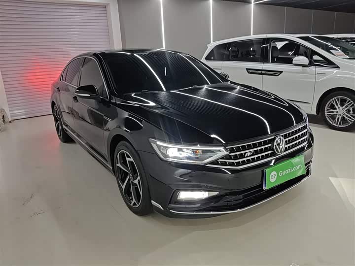 Фото 4 - Volkswagen Magotan