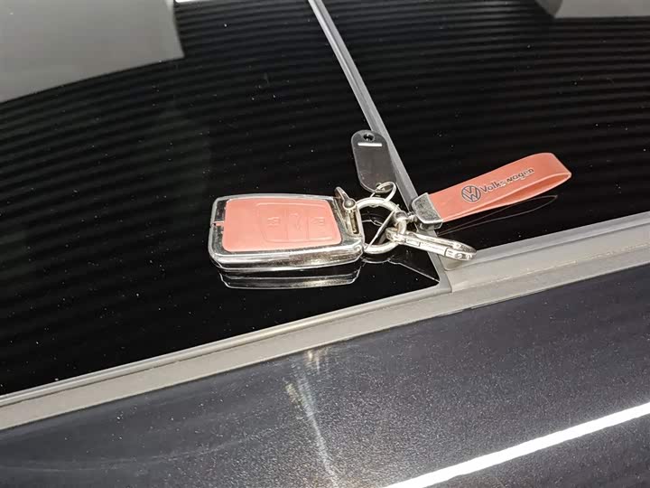 Фото 9 - Volkswagen Magotan