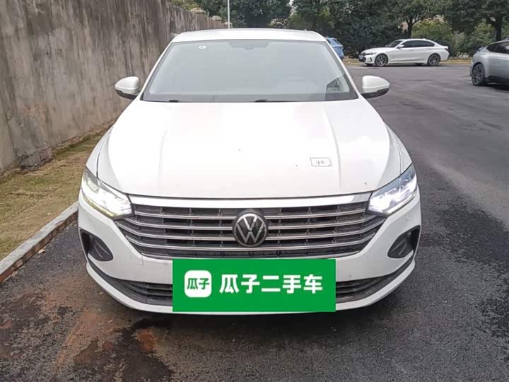 Фото 3 - Volkswagen Lavida