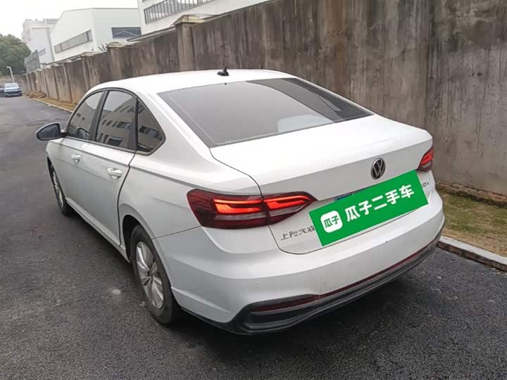 Фото 5 - Volkswagen Lavida