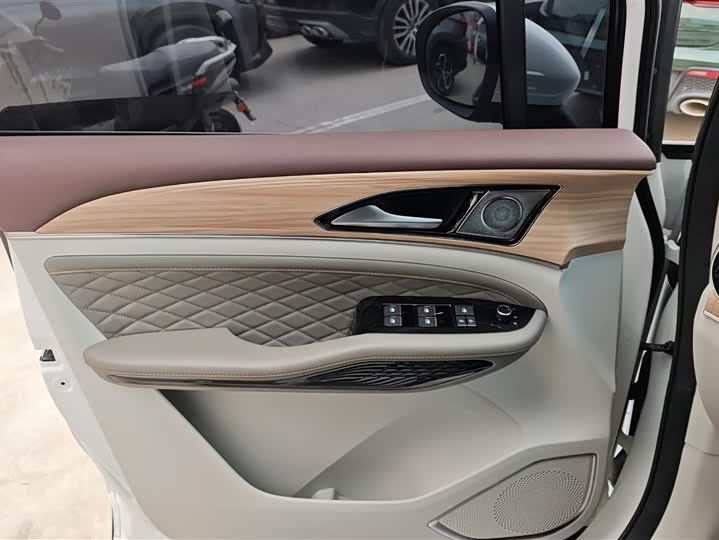 Фото 7 - Dongfeng Forthing Yacht