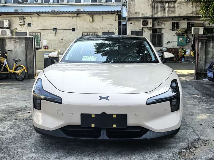 Фото 2 - XPeng Mona M03