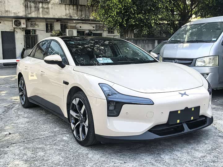 Фото 3 - XPeng Mona M03