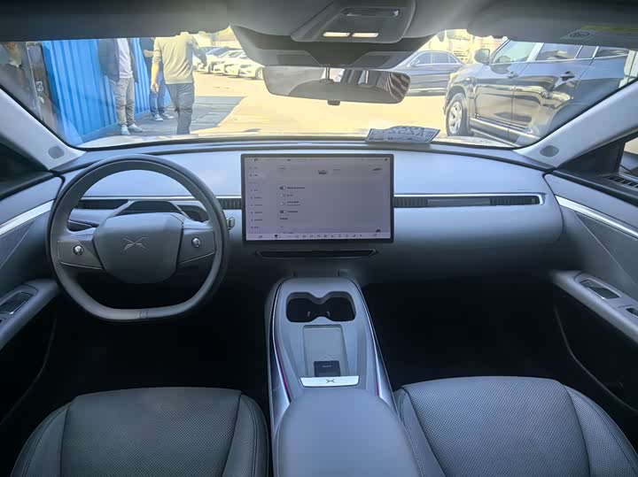 Фото 9 - XPeng Mona M03