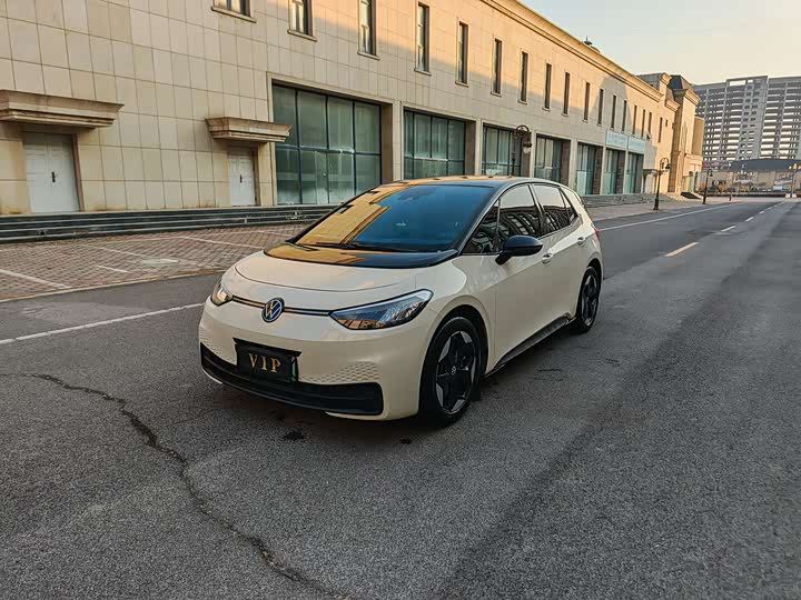 Фото 1 - Volkswagen ID.3