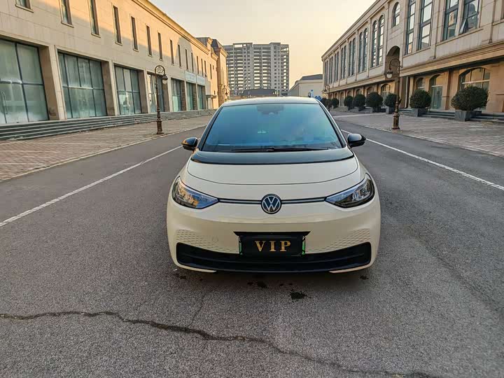 Фото 2 - Volkswagen ID.3