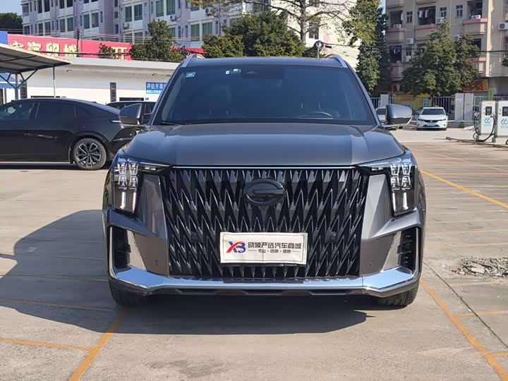 Фото 2 - GAC Trumpchi GS8