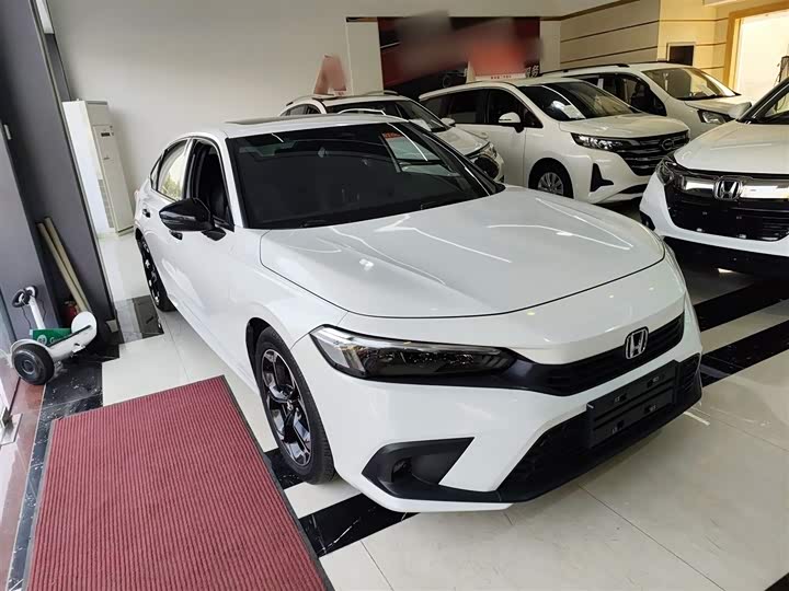 Фото 4 - Honda Civic