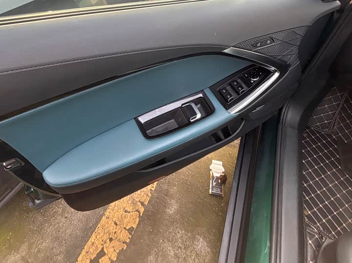 Фото 8 - MG Motor 7