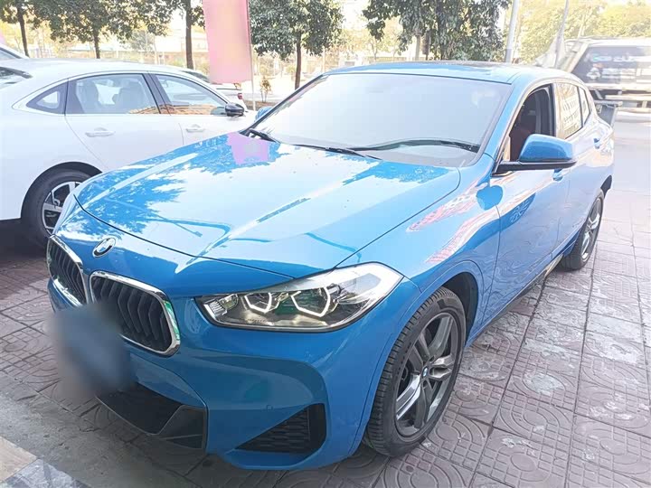 Фото 2 - BMW X2