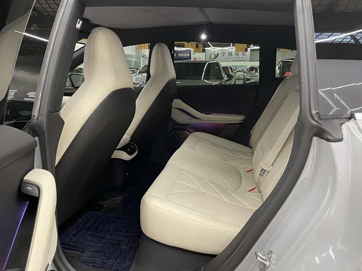 Фото 5 - Nio ET5T