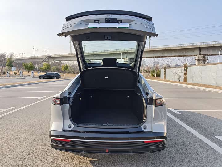 Фото 9 - Mazda EZ-6