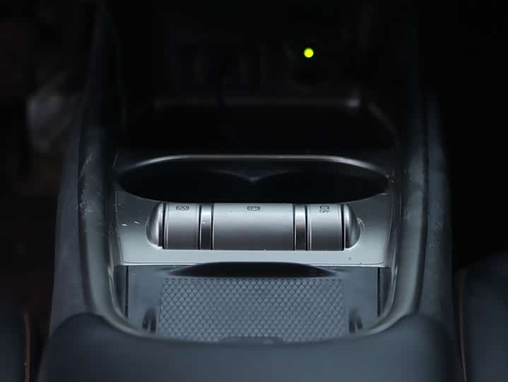 Фото 9 - BYD Dolphin