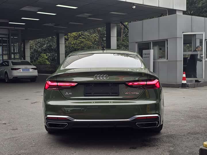 Фото 8 - Audi A5