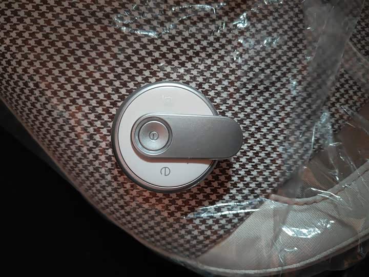 Фото 9 - Bestune Pony