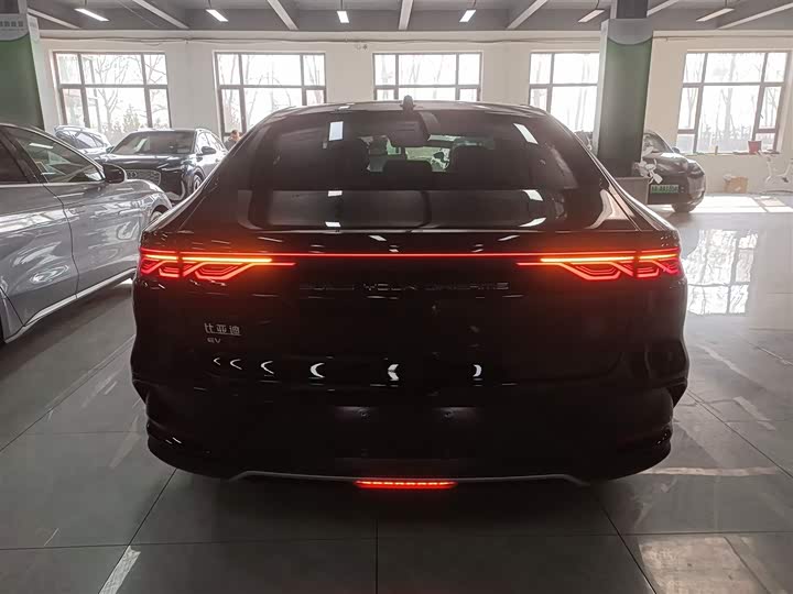 Фото 6 - BYD Han