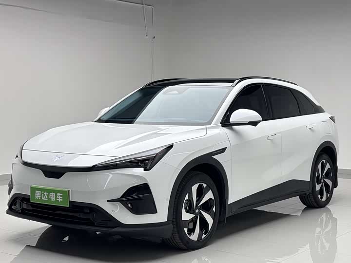 Фото 1 - BAIC Arcfox Alpha T5
